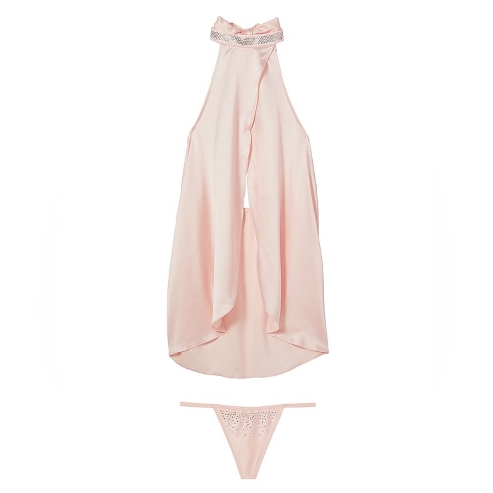 VERY SEXY
Sugar Coated Rhinestone High-Neck Babydoll
